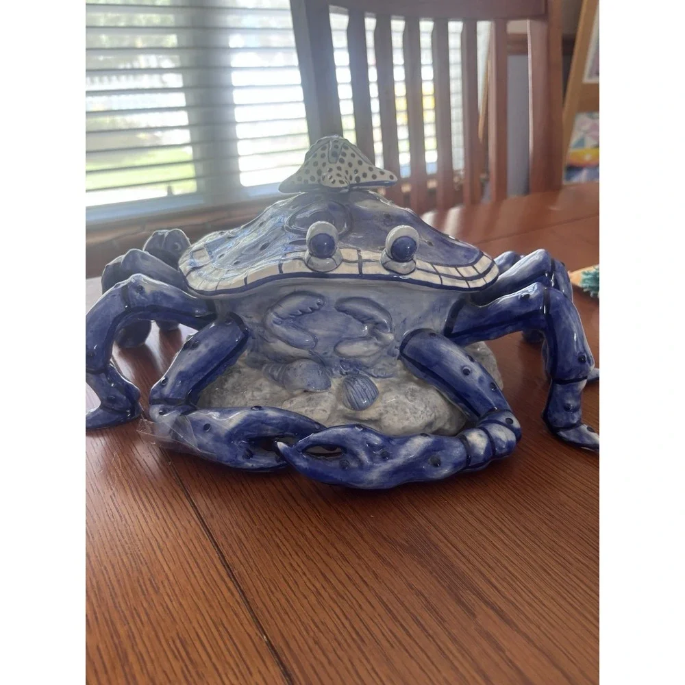 Diane Allen Stoneware Blue And White Ceramic Crab Rare 2002 Lidded Dish Seashore
